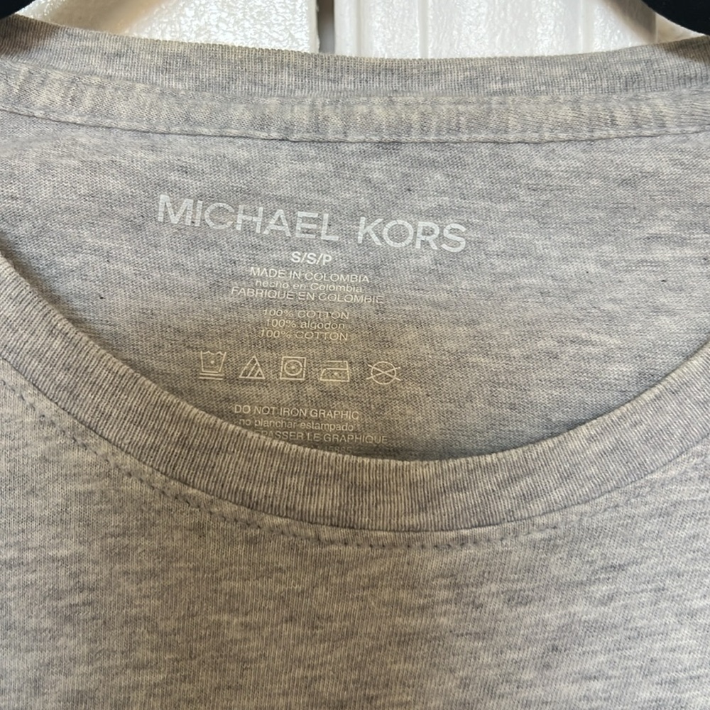 T-shirt - Picture 2 of 6